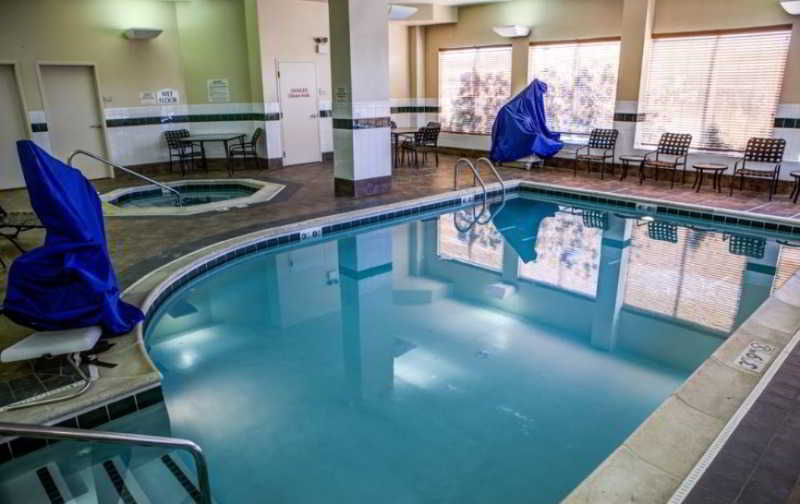 Hilton Garden Inn Chicago/Midway Airport Bedford Park Екстериор снимка